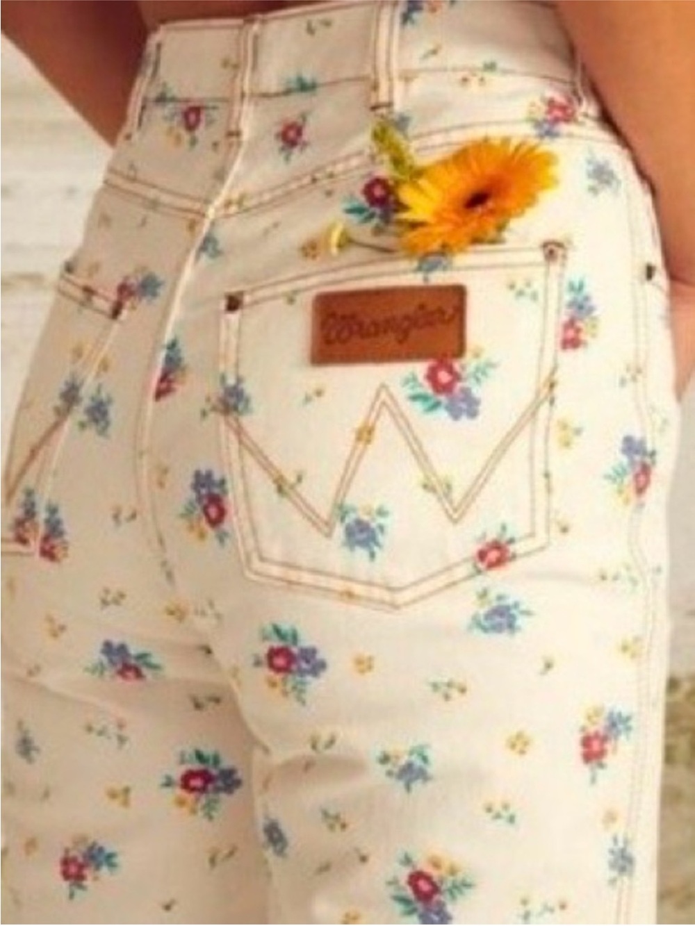 Wrangler Cream Floral High-Waist Jeans
